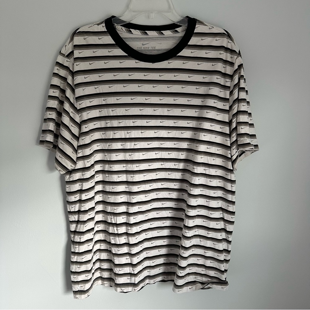 Vintage Nike Striped All over swish printed tshirt XXL Casual Top Y2K